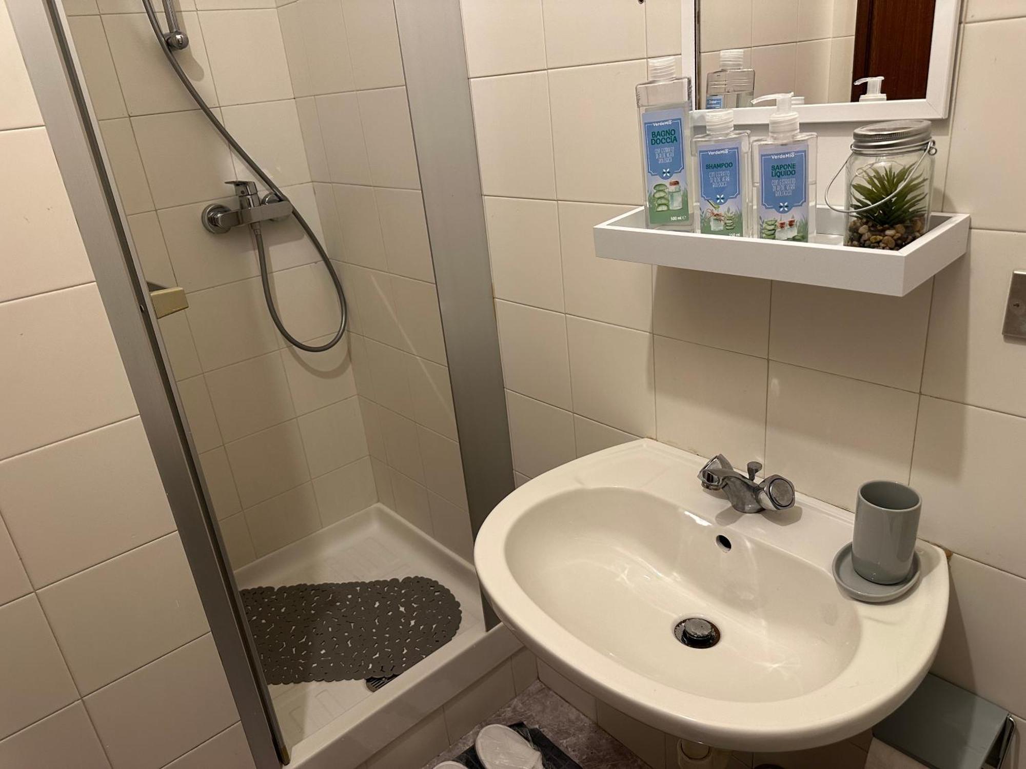 Apartmán Flat In City Centre Tirano - 10 Minutes From Bernina Express Exteriér fotografie